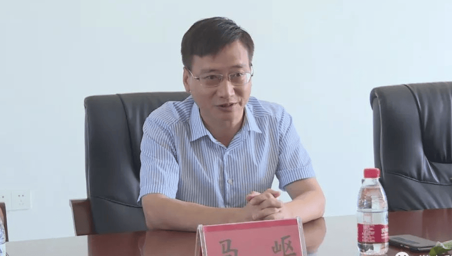 副县长拉拢6名公职人员<strong></p>
<p>如何查看软件源代码</strong>，组建“七兄弟吃喝圈”，长期接受打牌掼蛋等“保姆式”服务