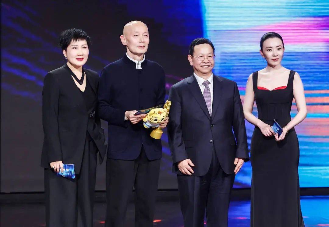 官方正式公布<strong></p>
<p>91币怎么获得</strong>！确认是葛优
