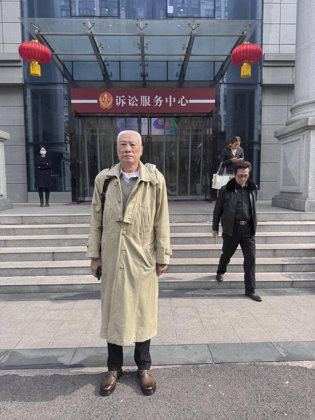 一起诉讼背后<strong></p>
<p>可转换公司债券怎么交易</strong>，宜宾前首富“险被送精神病院”风波丨红星深度