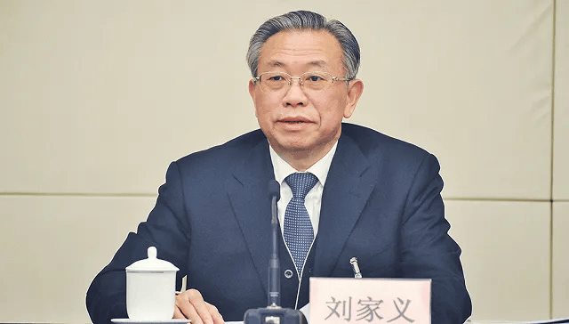 李锦斌、刘家义、刘赐贵、王建军<strong></p>
<p>可转换公司债券怎么交易</strong>，已任中央指导组组长