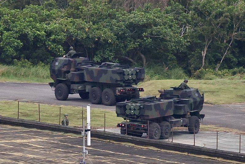 台媒：台军首次试射“海马斯”火箭炮时两度发生讯号异常<strong></p>
<p>货币怎么买</strong>，岛内网友讽“又一场烟火秀”