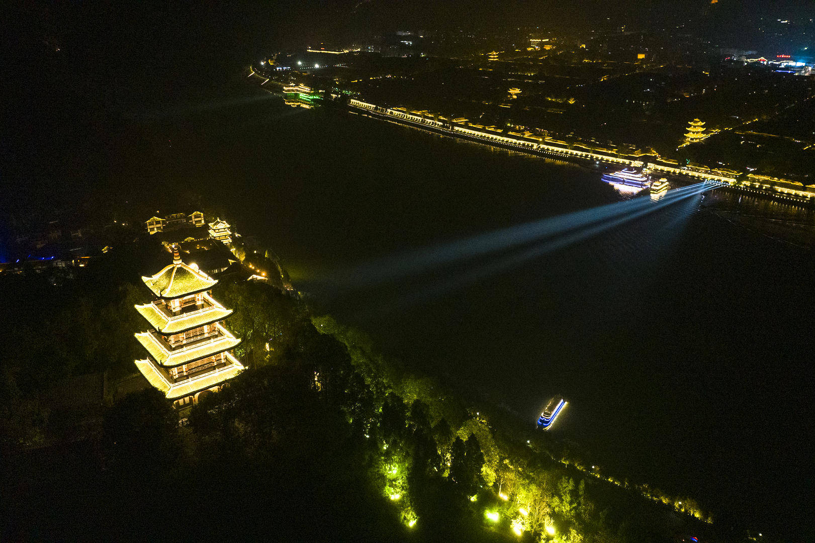 游客投诉在阆中一景区被索要597元上香费 官方：已致歉退款<strong></p>
<p>货币怎么买</strong>，景区停业整顿