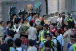 突然！一大批“靓仔”“靓女”涌入深圳街头！有人疯狂应援<strong></p>
<p>币虎全球怎么样</strong>，有人边笑边哭