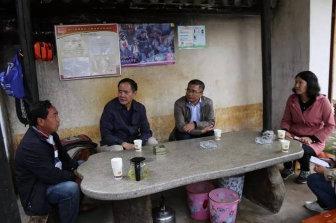 大理市委原书记席杨志东二次被查<strong></p>
<p>软件源码怎么用</strong>，20年多前因超标车被降职
