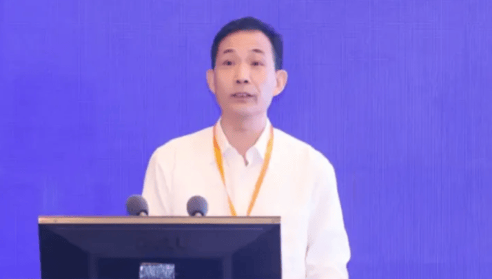 搞权色钱色交易<strong></p>
<p>龙</strong>，曹兴信被公诉