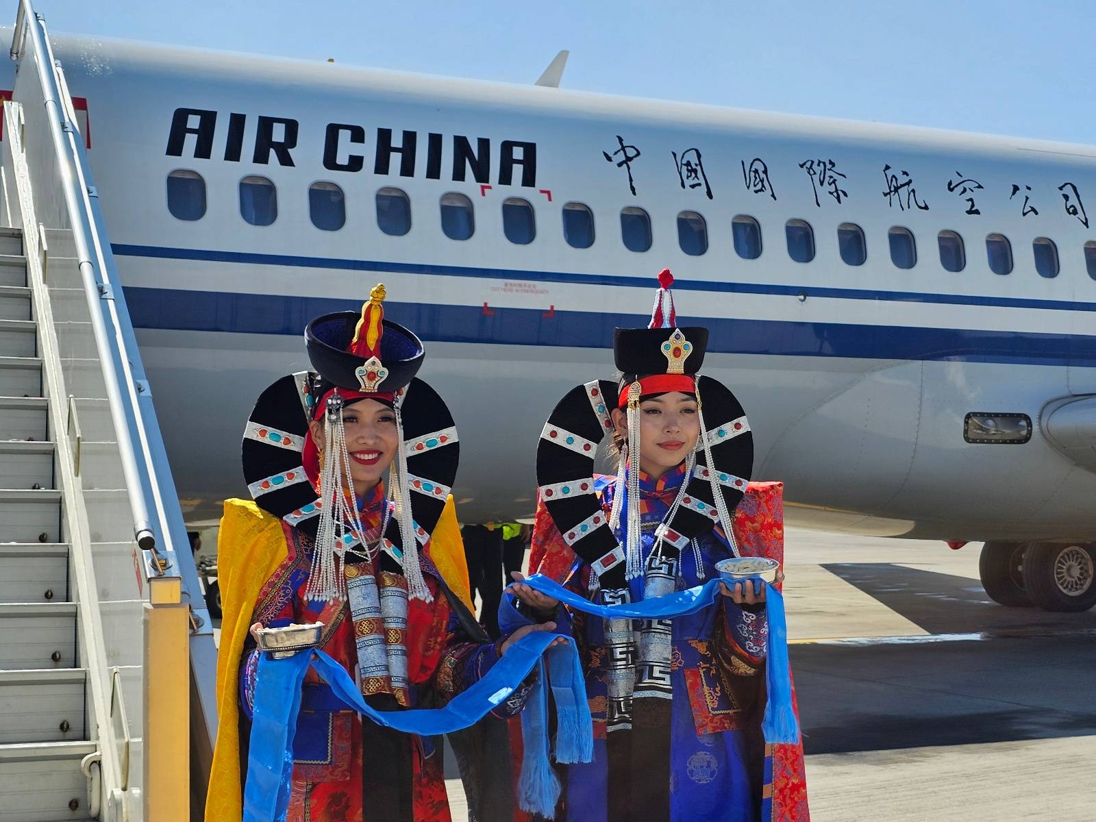 国产飞机C909“身披”五星红旗<strong></p>
<p>虚拟货币投资</strong>，首次载旗执行国际商业航班