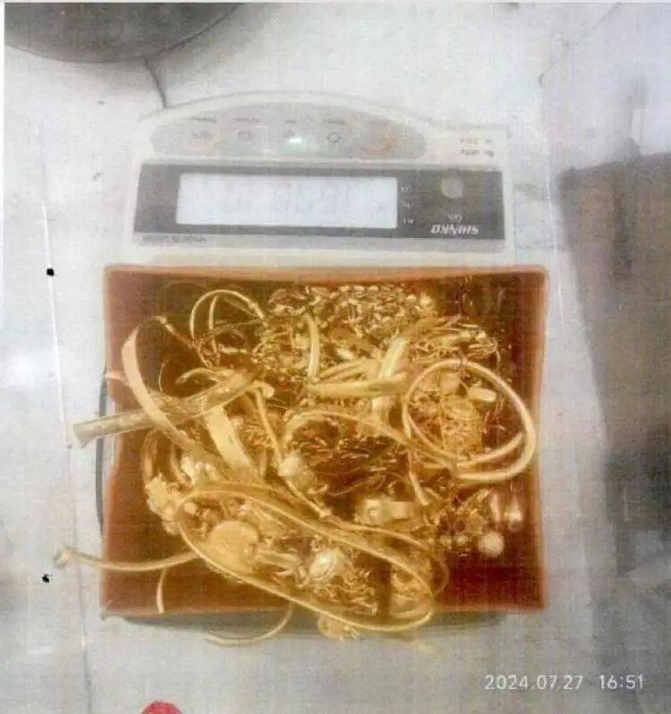 小树林里接头<strong></p>
<p>虚拟货币有哪些</strong>，一天背走2000多万元黄金！上海两人被判刑