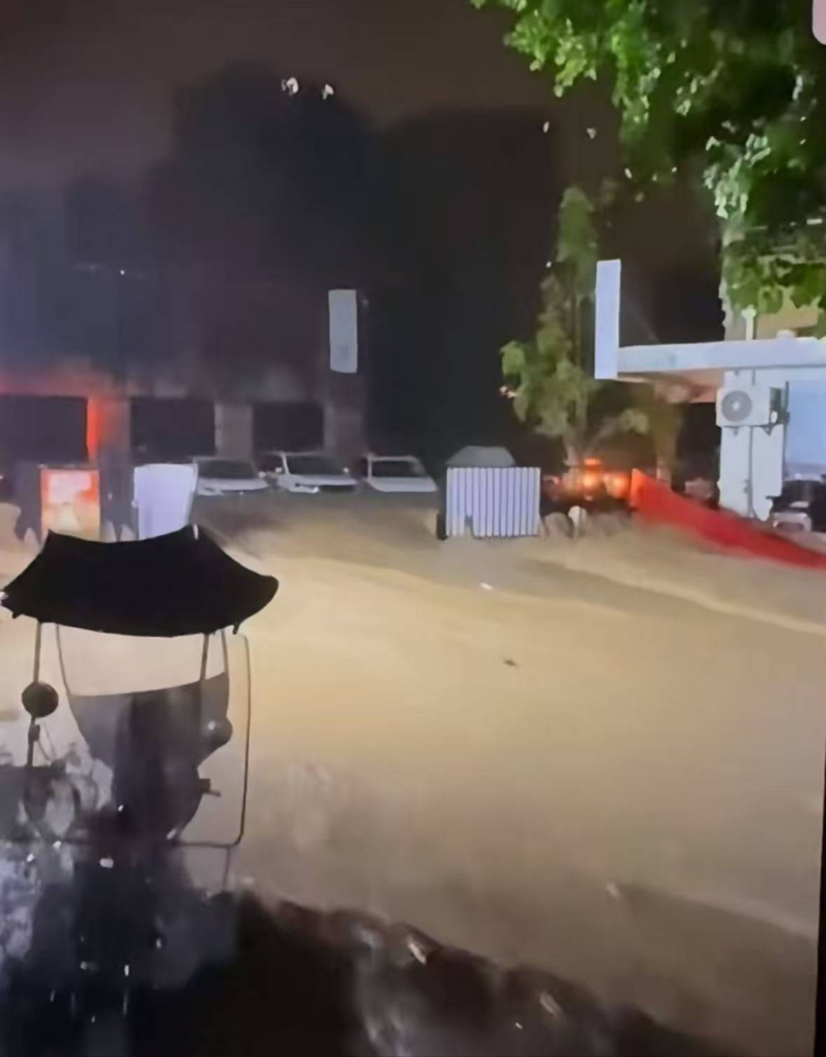 暴雨致重庆一小区女保安遇难<strong></p>
<p>虚拟货币行情</strong>，知情人：深感悲痛，已安抚家属