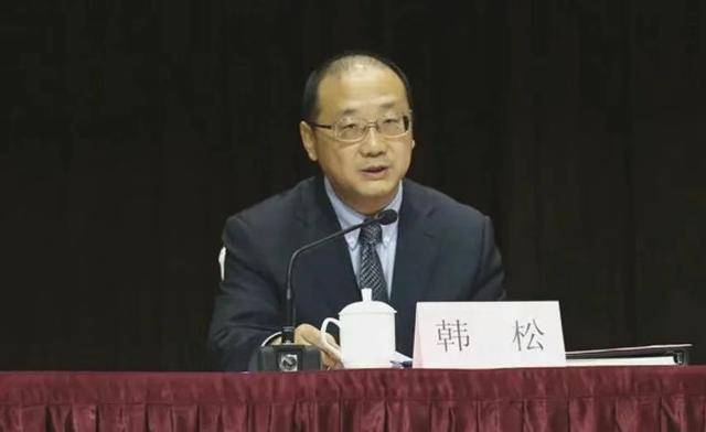 又打一“虎”<strong></p>
<p>网络虚拟货币</strong>！副部级高官任上落马