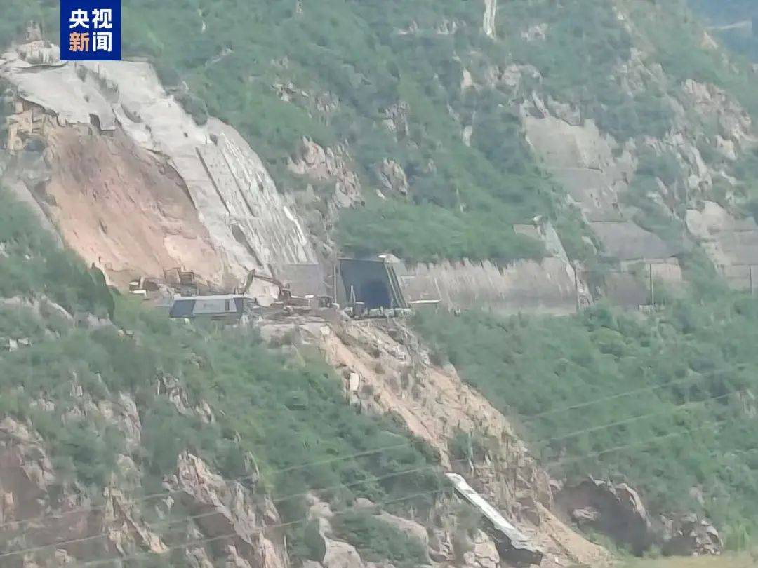甘肃天水突发滑坡<strong></p>
<p>国际虚拟货币</strong>，致一列火车脱线，未造成人员伤亡