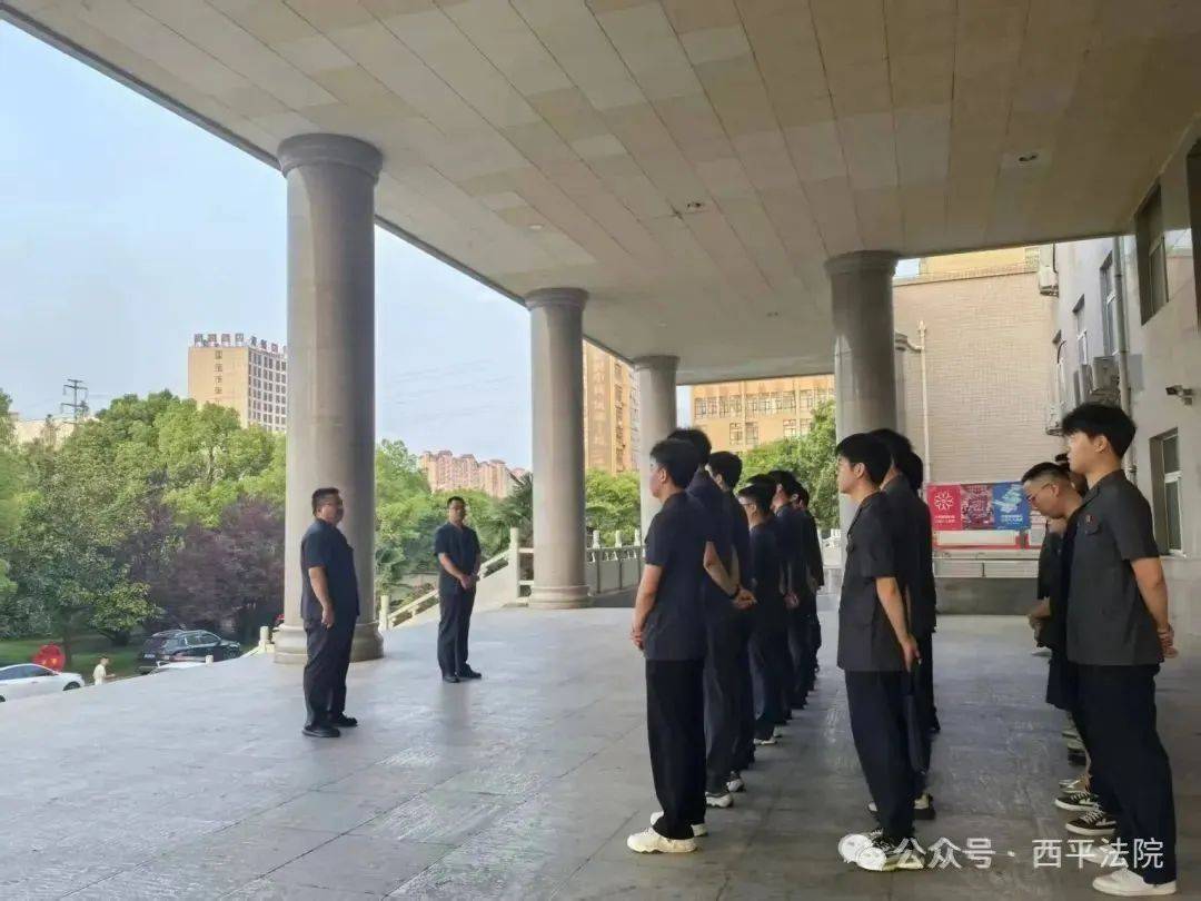 现场画面曝光！河南驻马店出动多名干警<strong></p>
<p>虚拟货币实时行情</strong>，多人被带走！