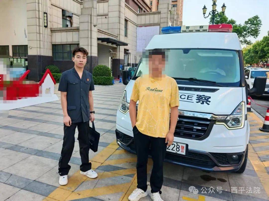 现场画面曝光！河南驻马店出动多名干警<strong></p>
<p>虚拟货币实时行情</strong>，多人被带走！