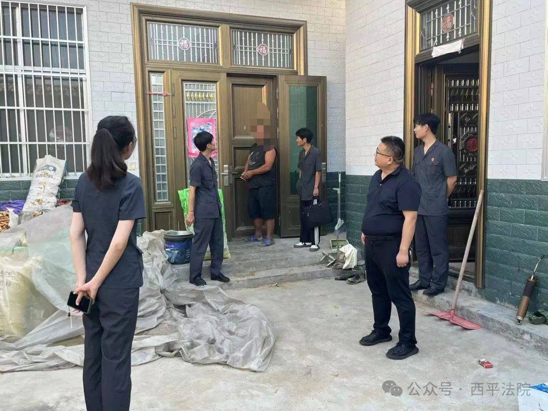 现场画面曝光！河南驻马店出动多名干警<strong></p>
<p>虚拟货币实时行情</strong>，多人被带走！