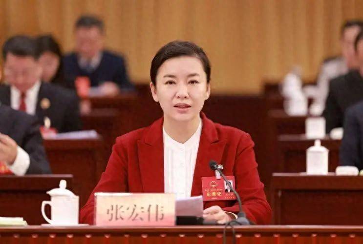 因工作变动调离山东<strong></p>
<p>以太坊最新价格</strong>，张宏伟、袭艳春辞去省委委员职务