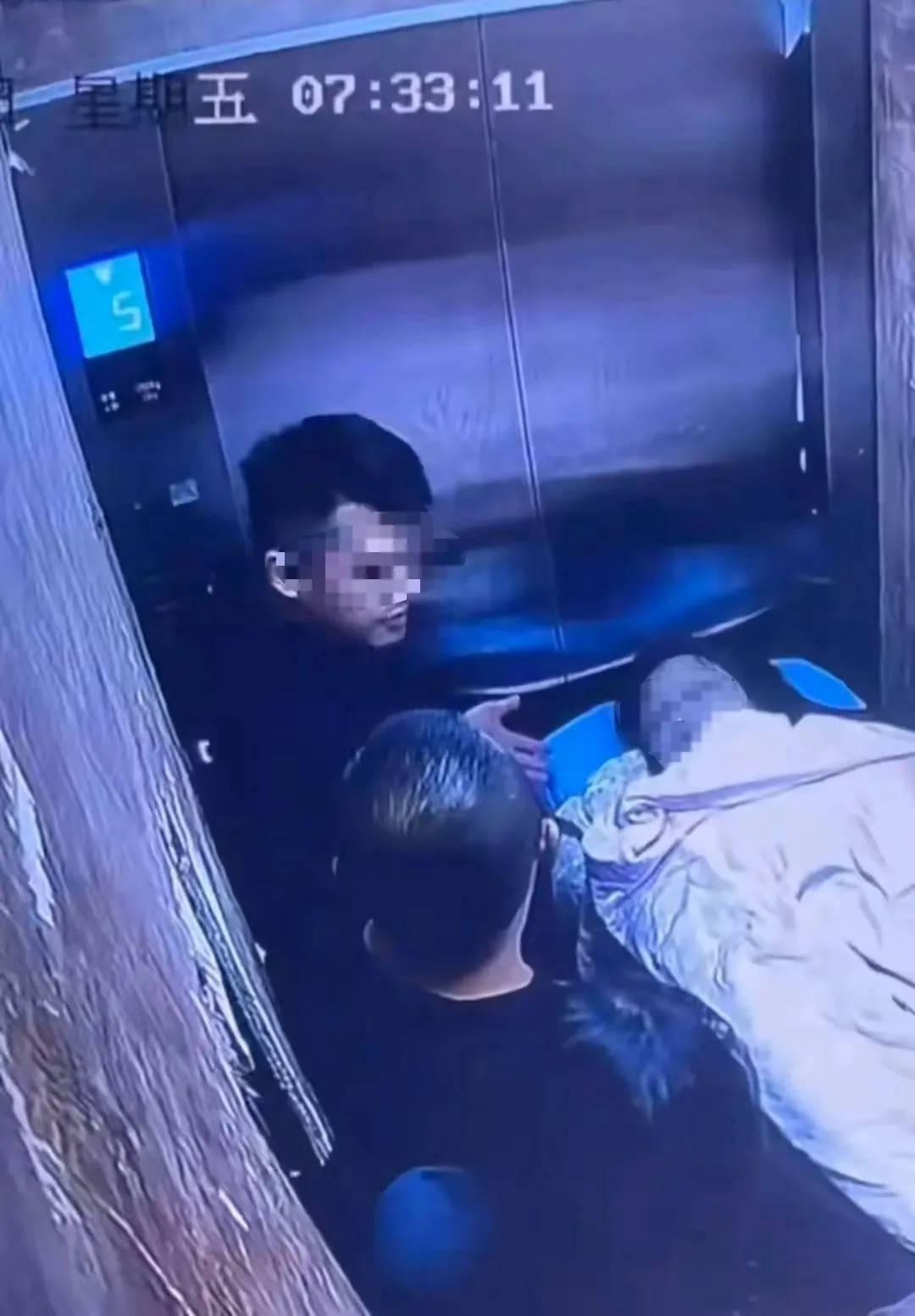 移交异地公安侦办！警方深夜通报“女子疑因家暴去世”<strong></p>
<p>以太坊今日行情</strong>，受害者家属发声，律师解读