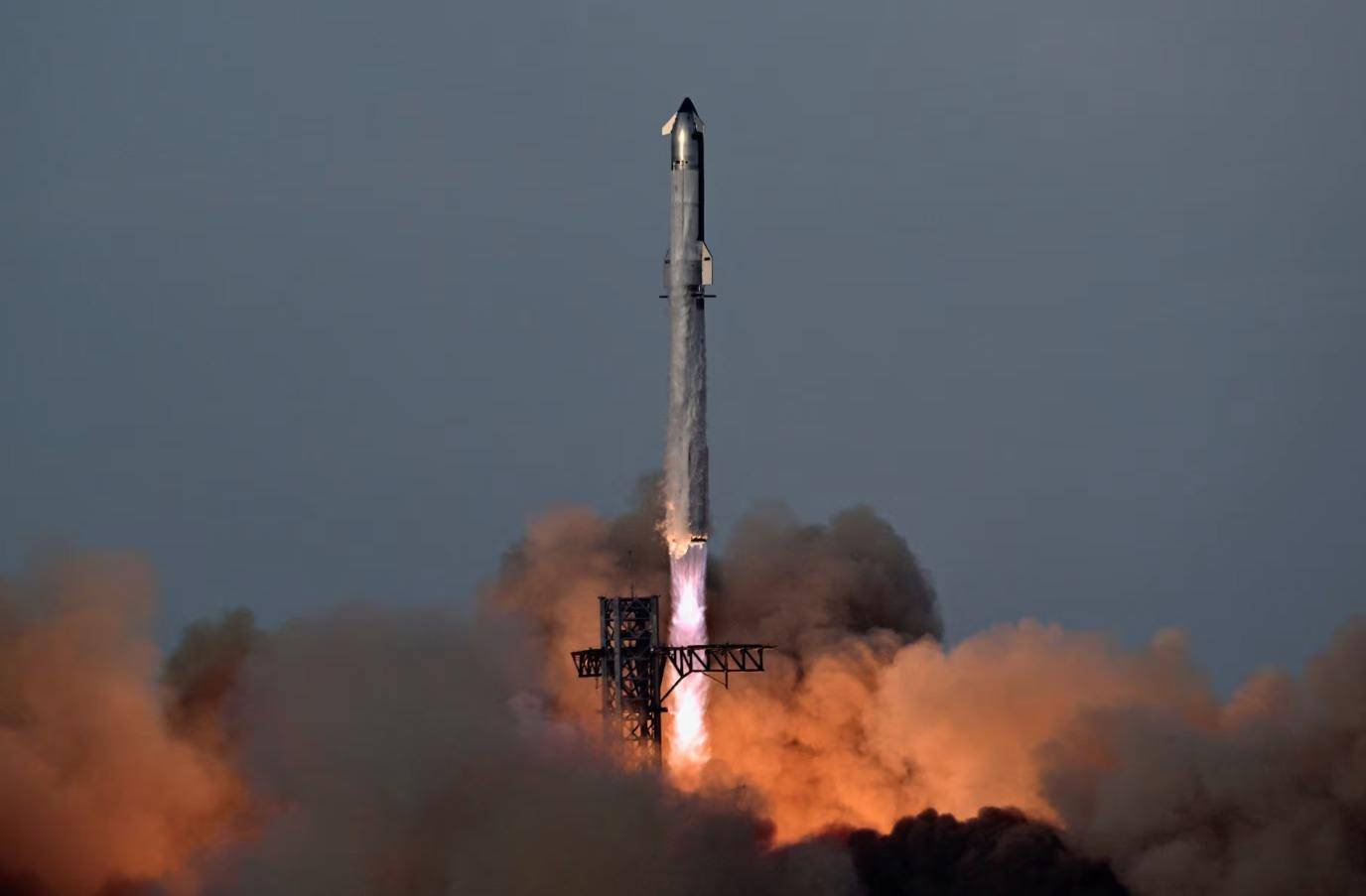 星舰第十次试飞成功：达成多项目标<strong></p>
<p>以太坊今日行情价格</strong>，马斯克祝贺