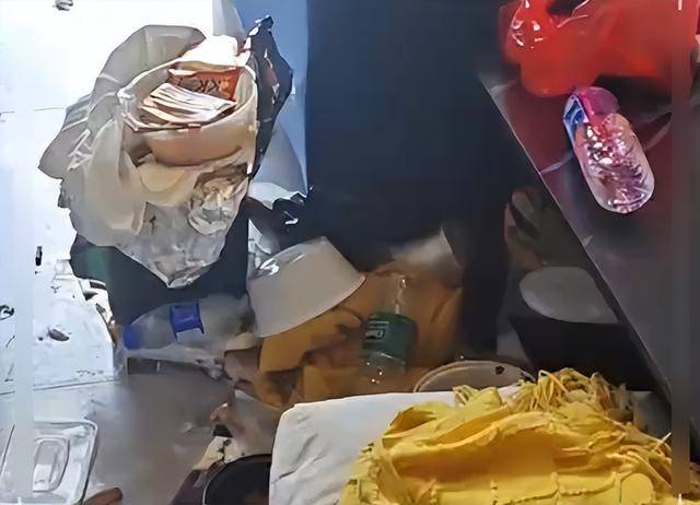 两男生开房住宿留下满床辣条油和避孕套<strong></p>
<p>以太坊实时价格行情</strong>，民宿回应