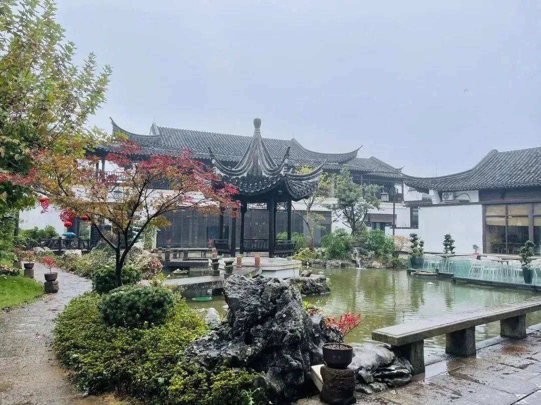 入住酒店遛弯时竟发现千年古墓<strong></p>
<p>以太坊实时价格行情</strong>，未提前告知消费者构成侵权吗？律师解读→