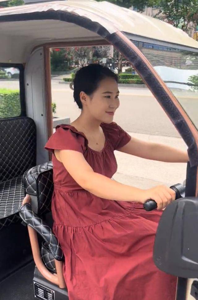 河南95后高校女辅导员“没苦硬吃”：暑假自驾1000公里家访<strong></p>
<p>以太坊币今日价格</strong>，从电三轮到汽车，已坚持两年
