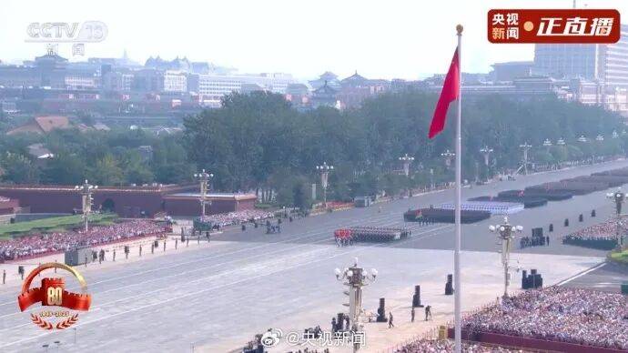 歼20S、DF61导弹<strong></p>
<p>以太坊实时价格</strong>，震撼亮相！三支兵种首次亮相天安门广场，空中梯队战机起飞