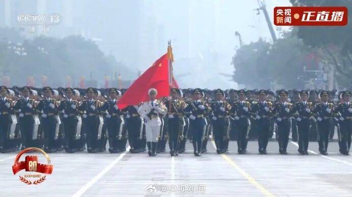 歼20S、DF61导弹<strong></p>
<p>以太坊实时价格</strong>，震撼亮相！三支兵种首次亮相天安门广场，空中梯队战机起飞