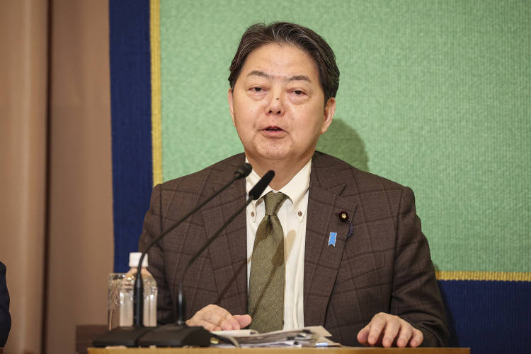 石破茂黯然下台 自民党“双少数”困局谁来破<strong></p>
<p>以太坊今天的价格</strong>？