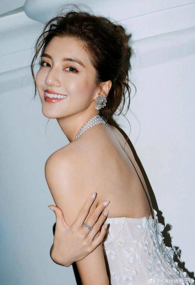 演员吴千语直播卖2499元高压锅<strong></p>
<p>以太坊钱包</strong>,开播5小时卖出超1万件商品