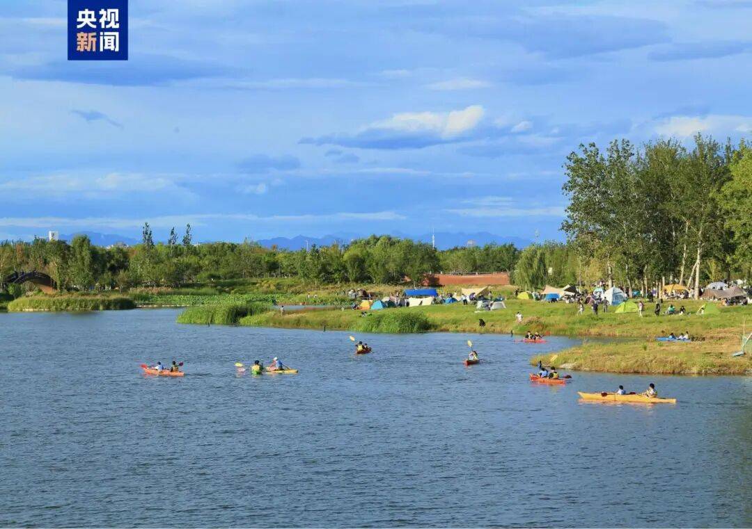 本周六将迎阵雨；北京最大山姆会员店即将开业；北京最大公园来啦丨朝闻北京