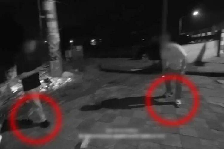 衣服都换了<strong></p>
<p>以太坊币</strong>,却忘了换鞋子!上海警方:王某已被采取刑事强制措施