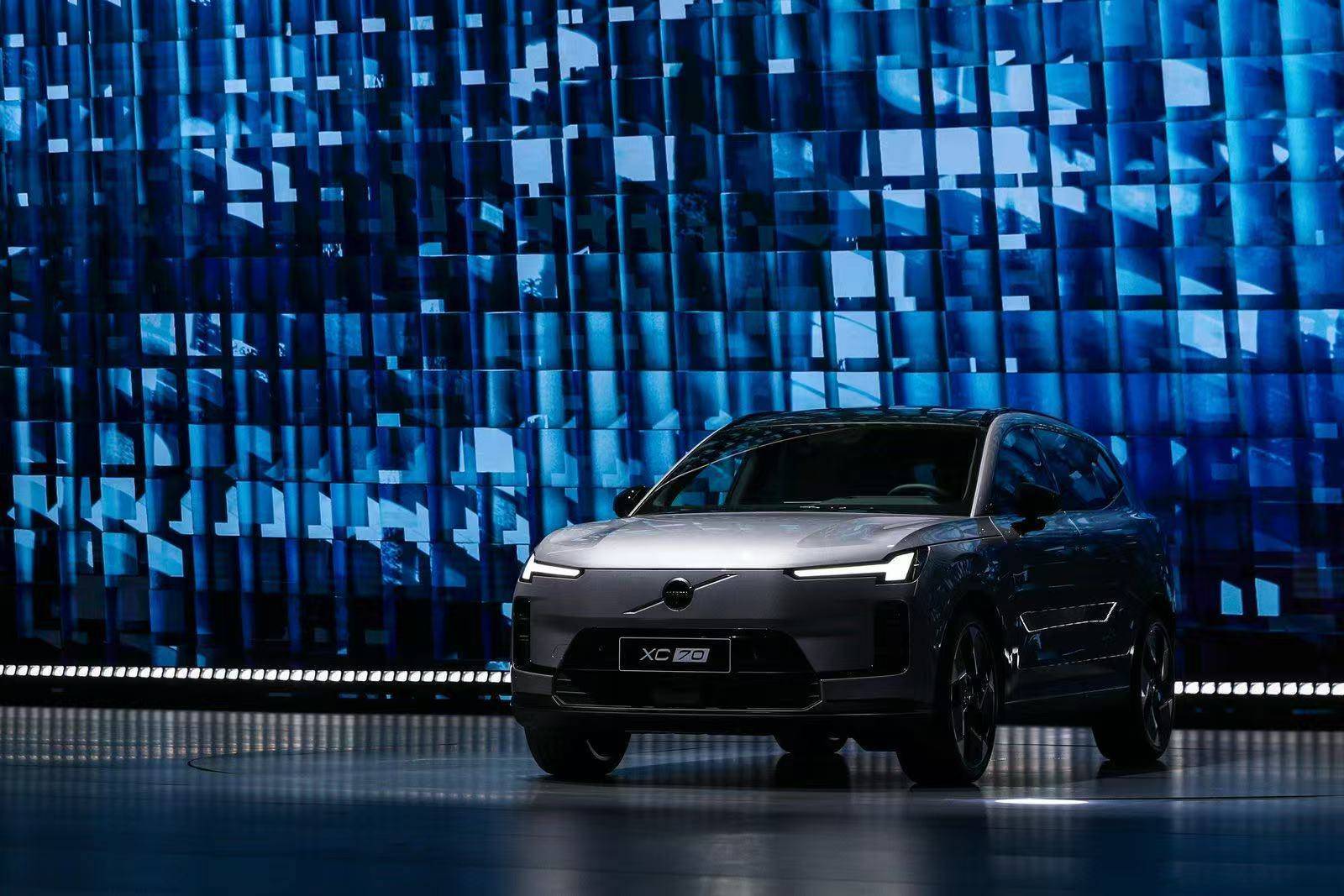 “豪华插混第一车”<strong></p>
<p>以太坊官网</strong>，比预售便宜3万元，26.99万元起的沃尔沃XC70能否突围？