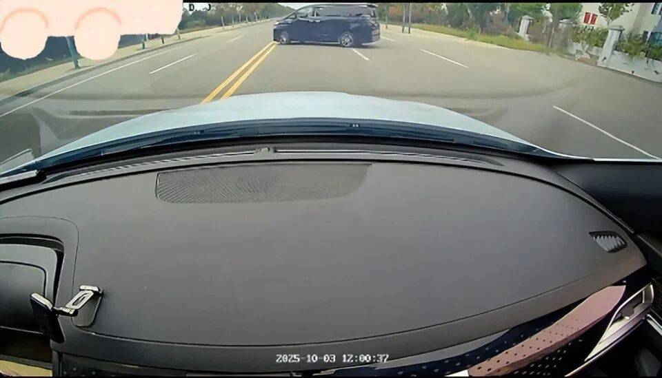 网约车女司机遭丰田别车<strong></p>
<p>以太坊现在价格</strong>，男子自称公安局的；临汾交警支队：辖区大队已介入调查