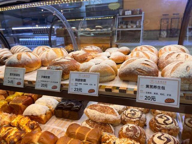 一小时售罄<strong></p>
<p>以太坊现在价格</strong>！年轻人涌入医院抢面包