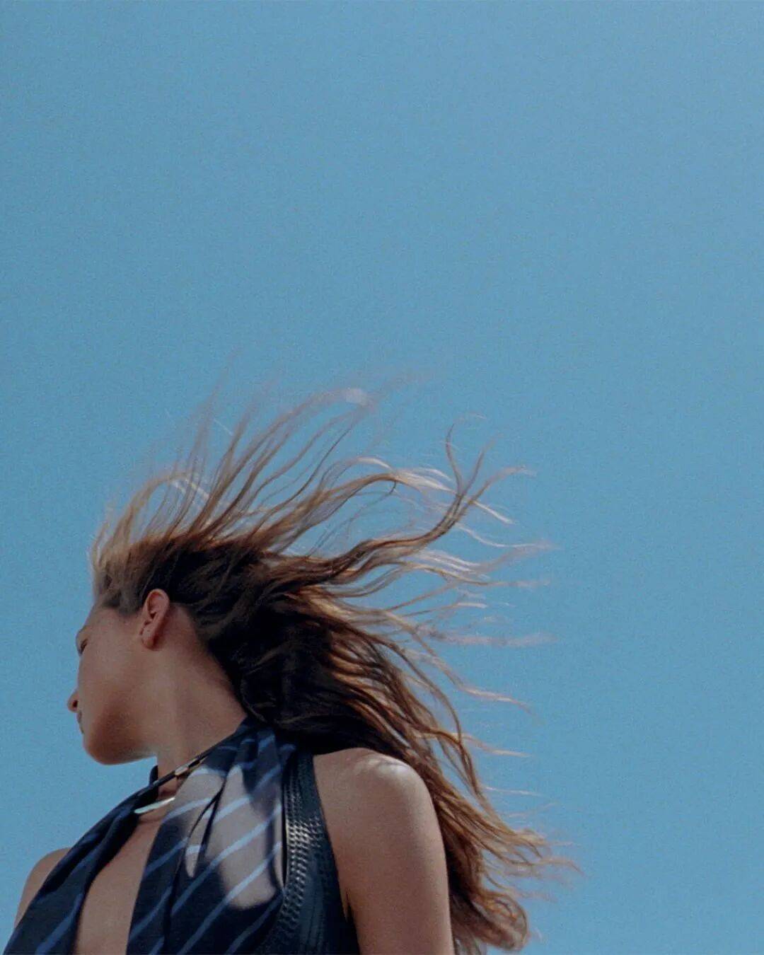 Hermès的女骑士<strong></p>
<p>以太坊币行情</strong>,在沙滩上自由驰骋