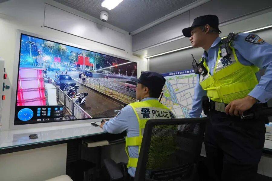 突然群发<strong></p>
<p>以太坊美金价格</strong>！大批上海市民收到警方短信！全市爆火网红已被锁定...有爸爸因孩子违规被罚款