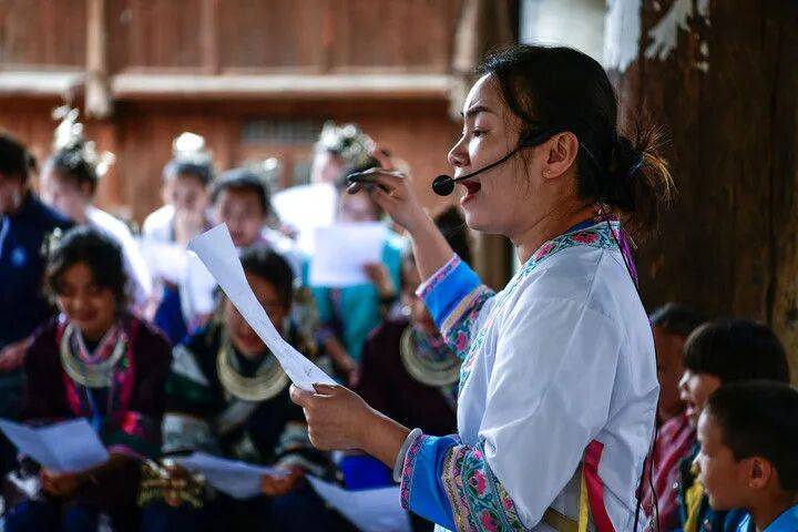 镜观·回响丨以文化人 以文育人