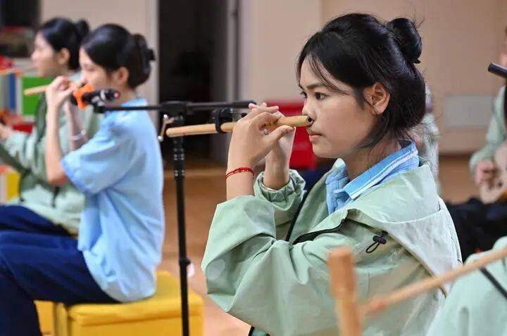 镜观·回响丨以文化人 以文育人