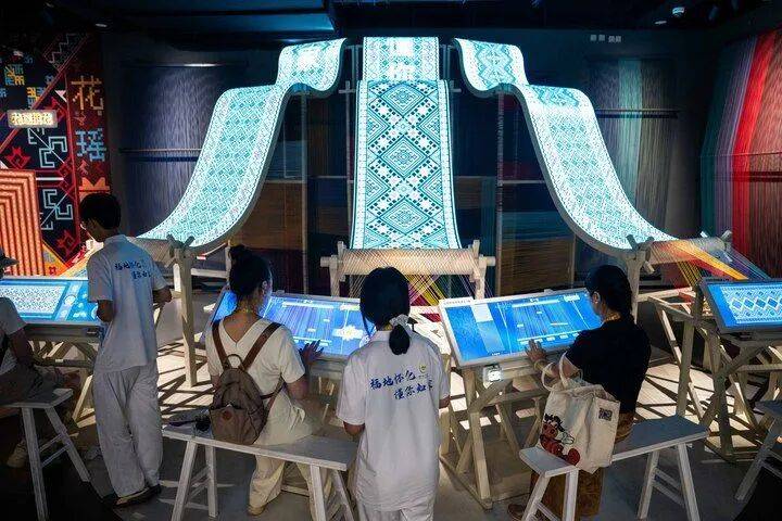 镜观·回响丨以文化人 以文育人