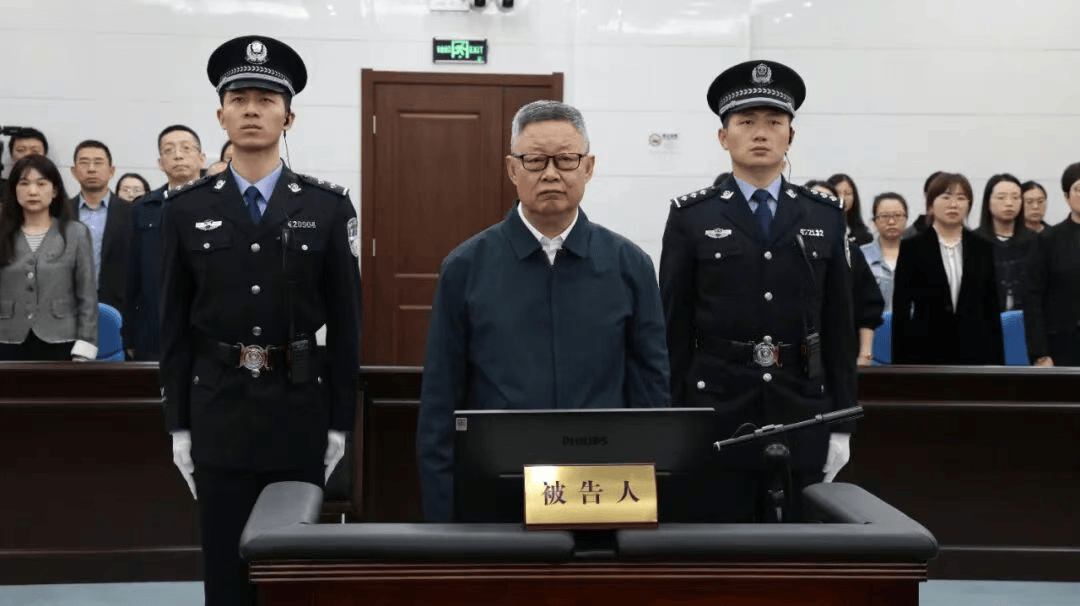 首次披露：副部级王波<strong></p>
<p>今日以太坊价格</strong>，被查前一个月还在捞钱！