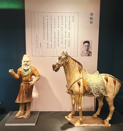 百余件展品讲述捐献者故事