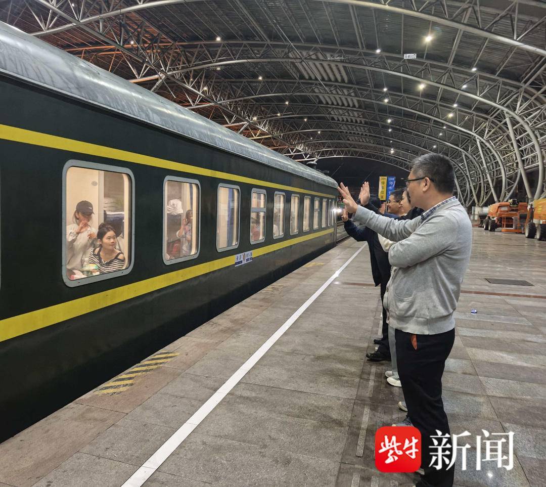 “叔叔是江苏的<strong></p>
<p>以太坊市值</strong>，将来一定带你们去看看！”镇江警官不忘承诺，四次组织近百名藏区学子来苏研学