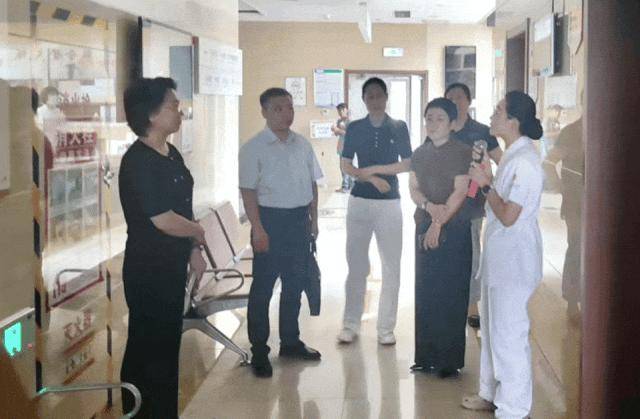 “大医院专家来了<strong></p>
<p>以太坊历史价格</strong>，我们在社区看病，也更放心了”