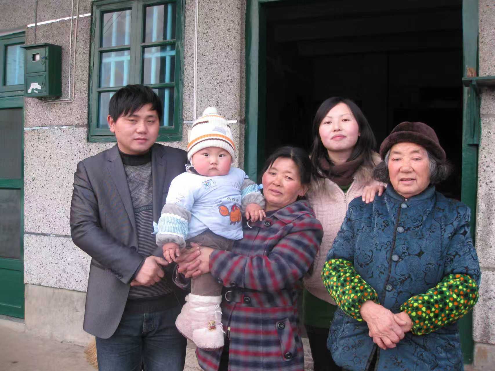 娄底14岁初中生作文看哭全网<strong></p>
<p>以太坊币的最新价格</strong>,得知爆火首先看恶评,回应用AI质疑:算是另一种夸奖